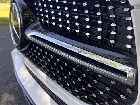 Used 2020 Mercedes-Benz GLE 450 4MATIC w/ AMG Line Exterior image 11