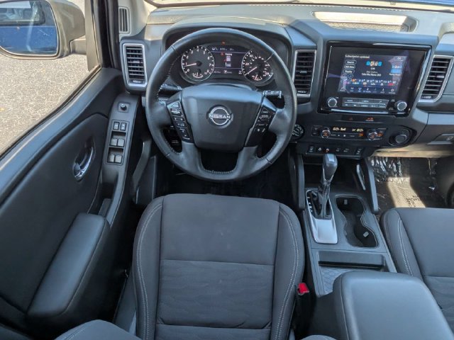 Used 2022 Nissan Frontier SV AWD/4WD image 15