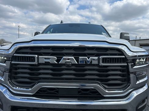 New 2026 RAM 2500 Tradesman AWD/4WD image 26