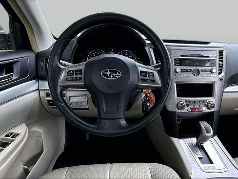 Used 2012 Subaru Legacy 2.5i w/ Alloy Wheel Pkg AWD/4WD image 6
