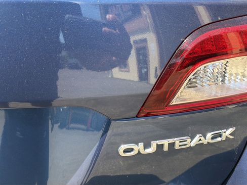 Used 2019 Subaru Outback 2.5i Limited AWD/4WD image 35