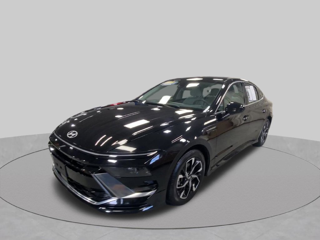 Used 2025 Hyundai Sonata SEL FWD image 5