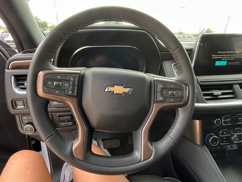 Used 2024 Chevrolet Tahoe High Country AWD/4WD image 26