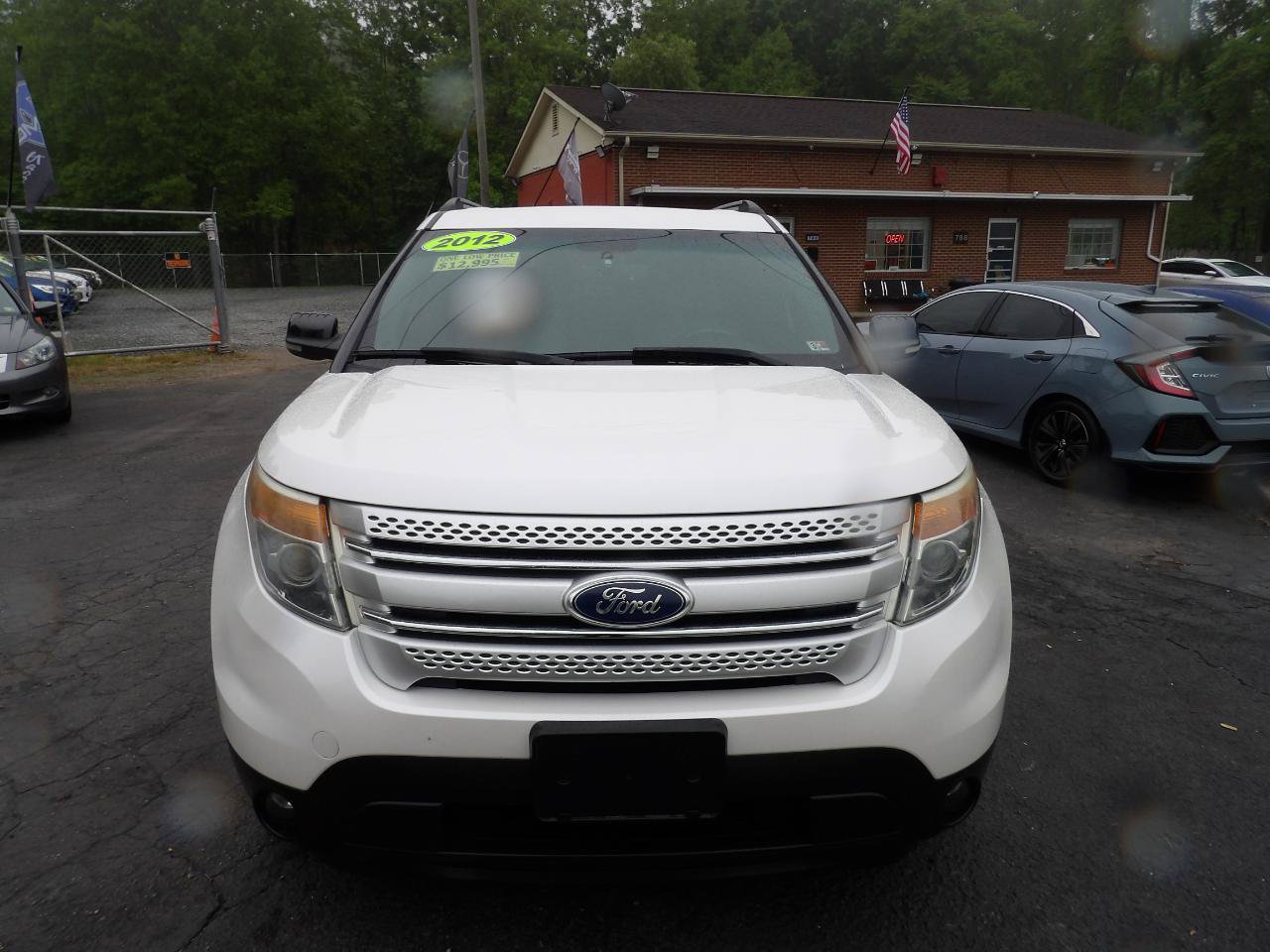 Used 2012 Ford Explorer XLT AWD/4WD image 2