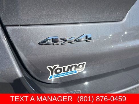 Used 2024 Jeep Grand Cherokee L Overland w/ Trailer Tow Package AWD/4WD image 10