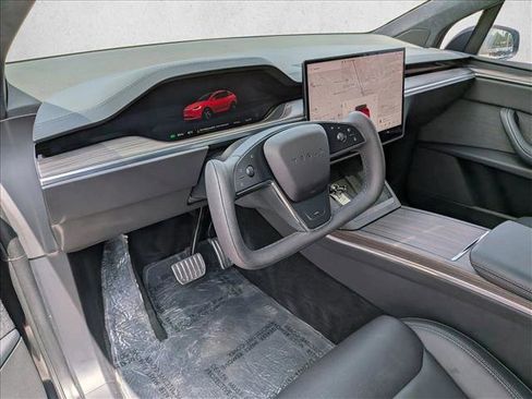 Used 2024 Tesla Model X AWD/4WD image 10