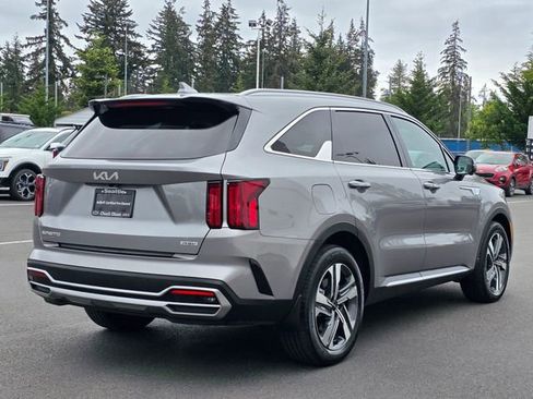 Certified 2023 Kia Sorento SX Prestige AWD/4WD image 6