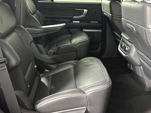 Used 2025 Ford Expedition Platinum w/ Stealth Performance Package image 18