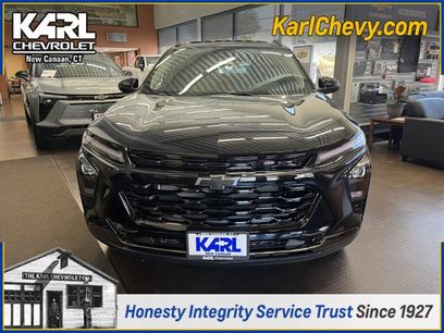 New 2025 Chevrolet Trax ACTIV w/ Sunroof Package