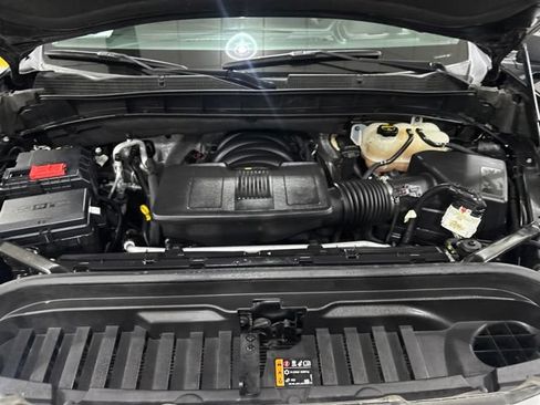 Used 2025 GMC Sierra 1500 SLT AWD/4WD image 40