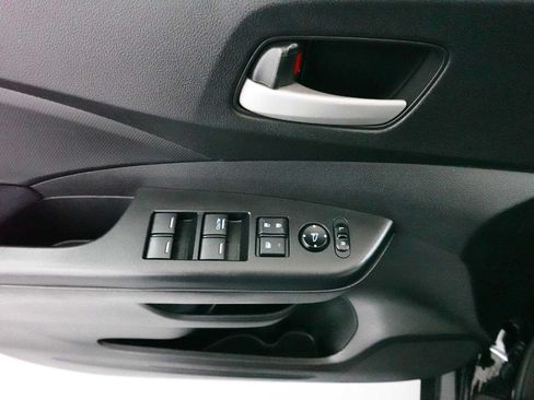 Used 2016 Honda CR-V LX image 11