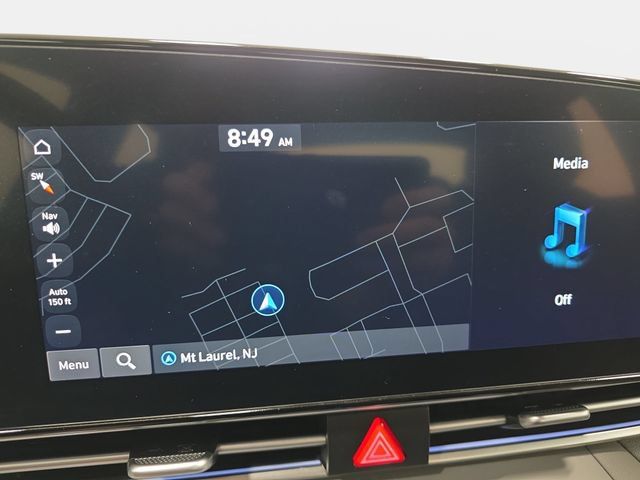 Used 2024 Hyundai Elantra SEL FWD image 22