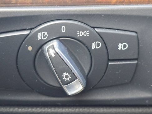 Used 2011 BMW 328i Convertible RWD image 38