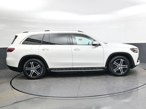 Used 2020 Mercedes-Benz GLS 450 4MATIC image 3