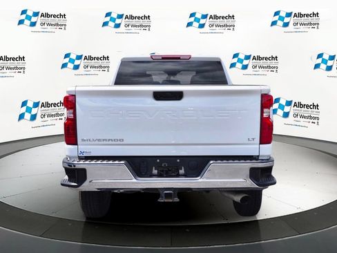 Used 2025 Chevrolet Silverado 2500 LT w/ Convenience Package AWD/4WD image 4