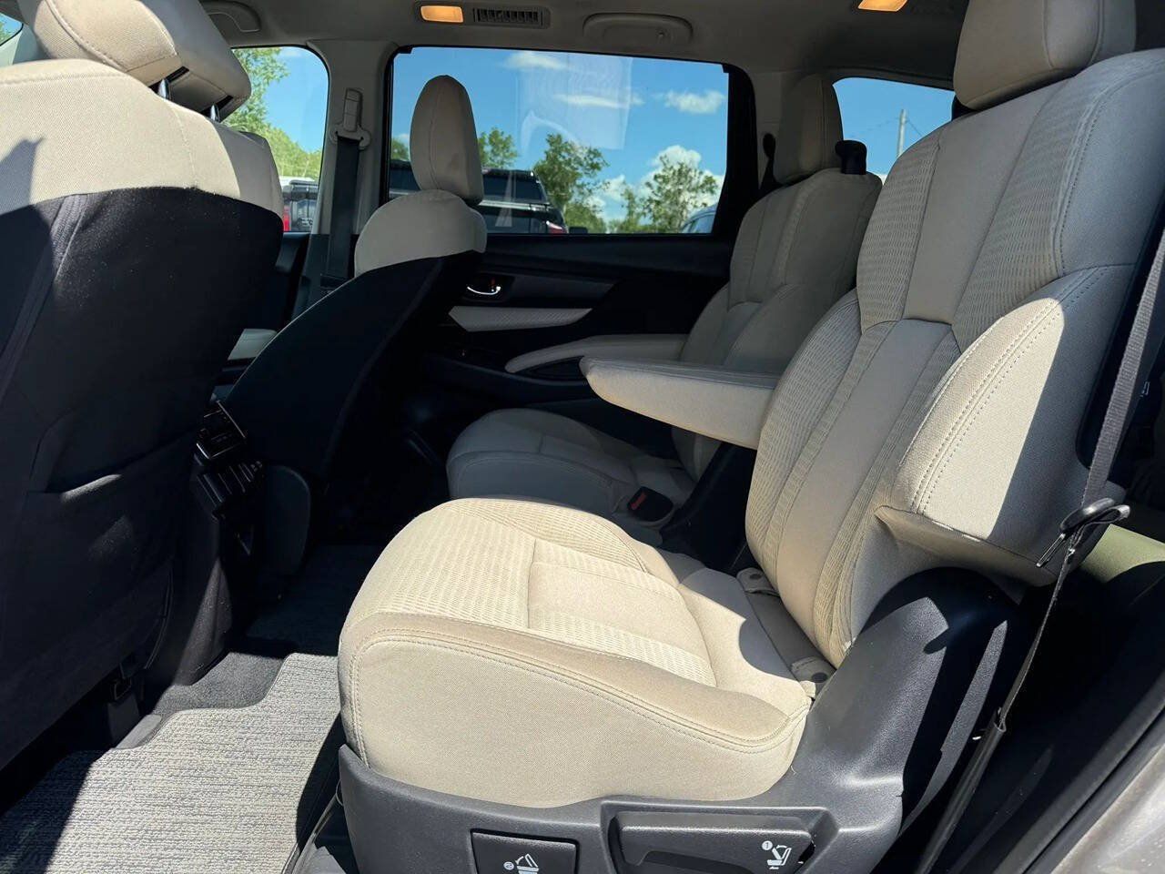 Used 2019 Subaru Ascent Premium AWD/4WD image 12