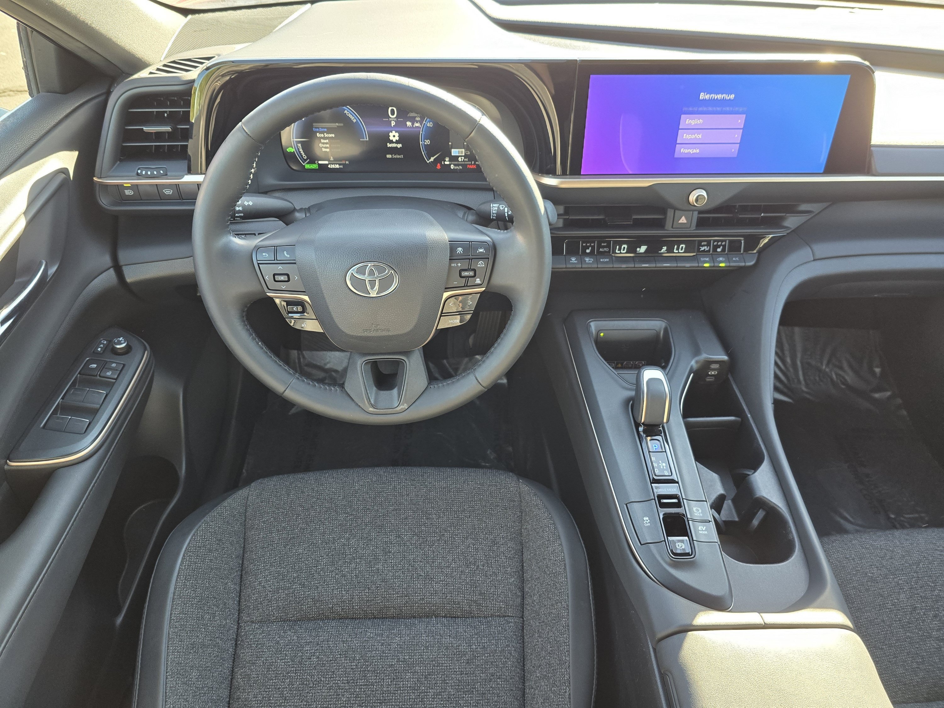 Used 2023 Toyota Crown AWD/4WD image 30