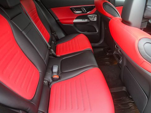 New 2026 Mercedes-Benz GLC 300 4MATIC image 16