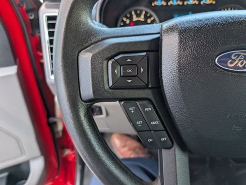Used 2015 Ford F150 XLT AWD/4WD image 10