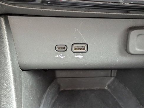 Used 2024 Buick Encore GX Sport Touring image 24