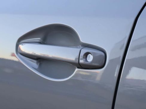 Used 2025 Subaru Forester Touring image 21