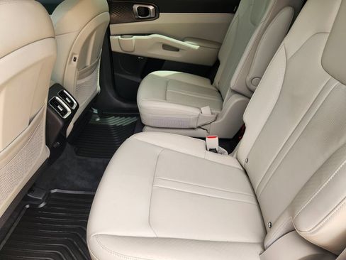 New 2026 Kia Sorento EX w/ EX Premium Package FWD image 22
