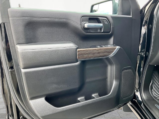 Used 2020 Chevrolet Silverado 1500 LT w/ All-Star Edition AWD/4WD image 9