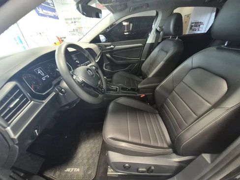 Used 2021 Volkswagen Jetta SE FWD image 10