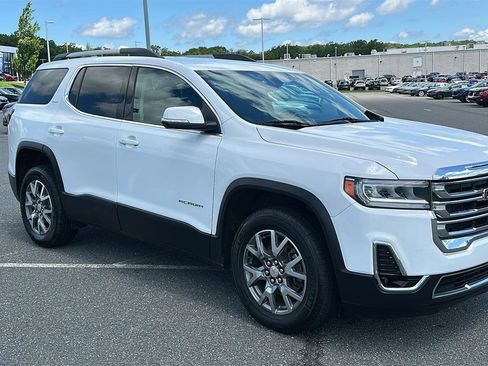 Used 2020 GMC Acadia SLT image 3
