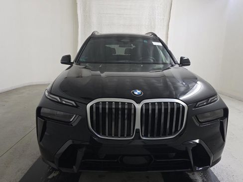 Used 2024 BMW X7 xDrive40i w/ M Sport Package AWD/4WD image 2