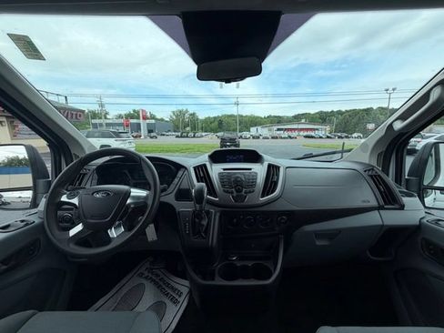 Used 2016 Ford Transit 350 XLT RWD image 17