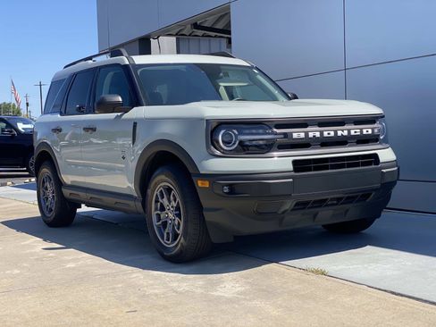 Used 2023 Ford Bronco Sport Big Bend w/ Convenience Package AWD/4WD image 2