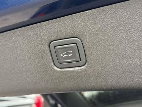 Used 2023 Chevrolet Blazer LT w/ Convenience Package AWD/4WD image 9