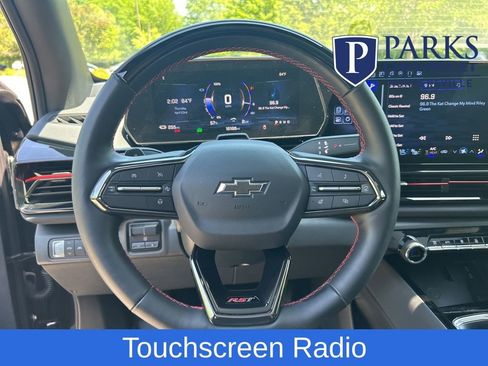 Used 2025 Chevrolet Silverado EV RST image 8