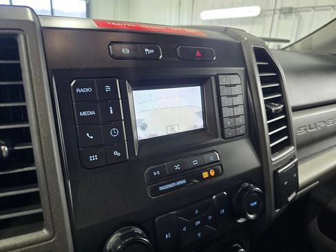 Used 2020 Ford F350 XL w/ Power Equipment Group AWD/4WD image 12