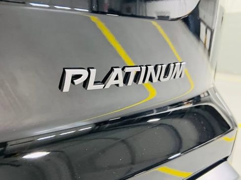 New 2026 Nissan Pathfinder Platinum FWD image 22