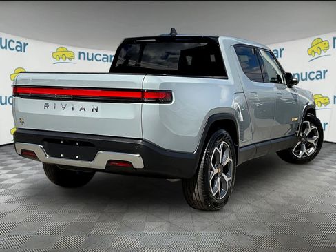 Used 2022 Rivian R1T Adventure image 6