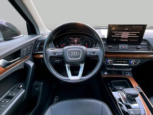 Used 2021 Audi Q5 2.0T Premium w/ Convenience Package AWD/4WD image 6