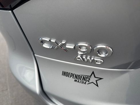 New 2025 MAZDA CX-90 Plug-In Hybrid w/ Premium Plus image 34