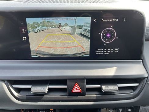 Used 2024 Kia Seltos EX image 22