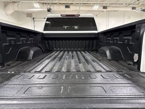 Used 2023 Chevrolet Silverado 2500 LTZ image 23