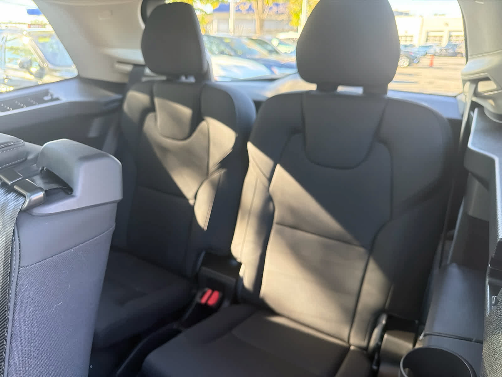 Certified 2025 Volvo XC90 B5 Plus AWD/4WD image 16
