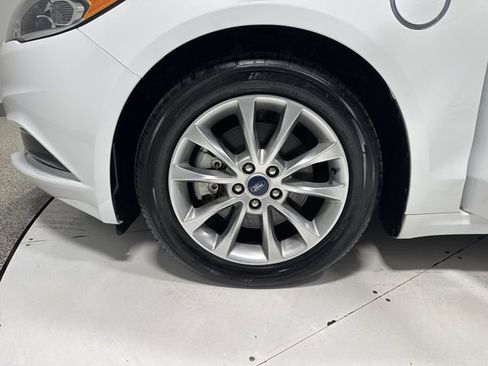 Used 2018 Ford Fusion Energi SE image 6