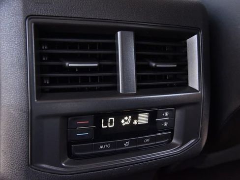 Certified 2023 Volkswagen Atlas SE AWD/4WD image 22
