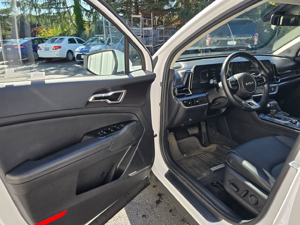 Certified 2023 Kia Sportage EX FWD image 7