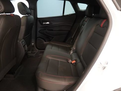 New 2026 Chevrolet Trax RS w/ Sunroof Package FWD image 25