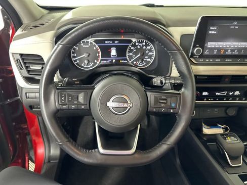 Used 2023 Nissan Rogue SV w/ SV Premium B Package image 14