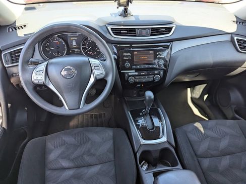 Used 2014 Nissan Rogue SV AWD/4WD image 30