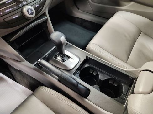 Used 2011 Honda Accord EX-L image 15