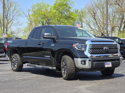 Used 2019 Toyota Tundra SR5 w/ TRD Off Road Package AWD/4WD image 10